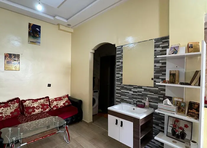 Un Appartement De Luxe, De Litterature Sur Agadir