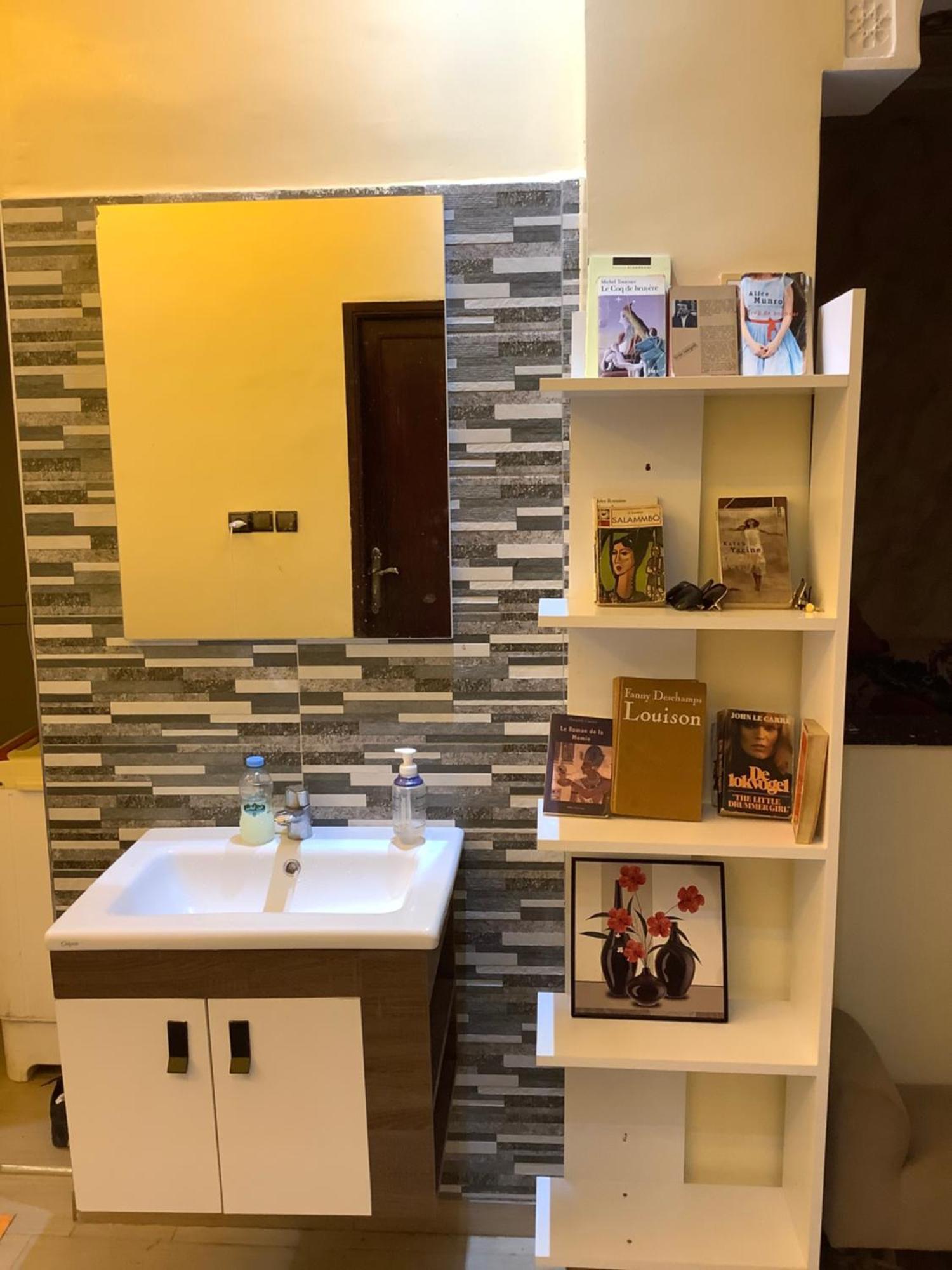 Un De Luxe, De Litterature Sur Appartement